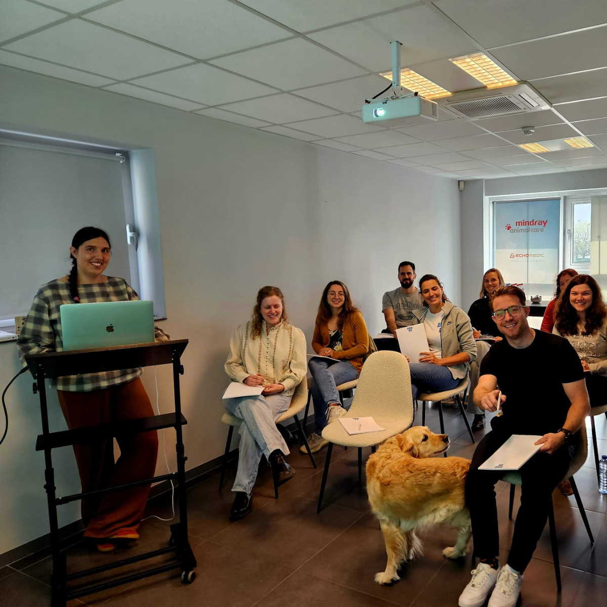 Op 25 april ondersteunden we met veel plezier, in samenwerking met Happy Vet, de Nesto opleiding: Echo Abdomen Advanced deel 2 opnieuw met de hoogwaardige echosystemen van Mindray Animal.