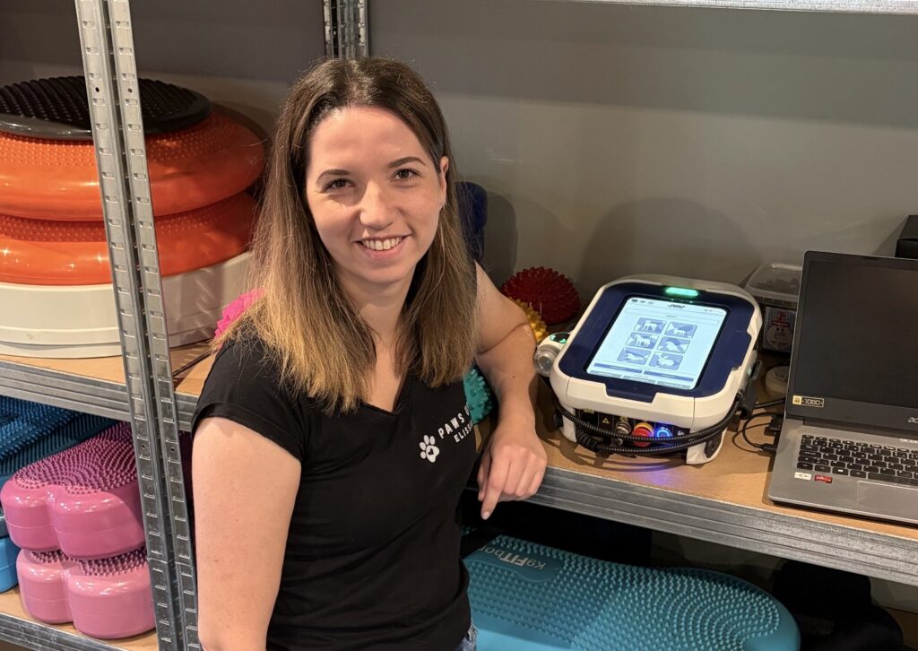 Installatie bij Elissia Criel van de ASA M-Vet bij PAWS UP
