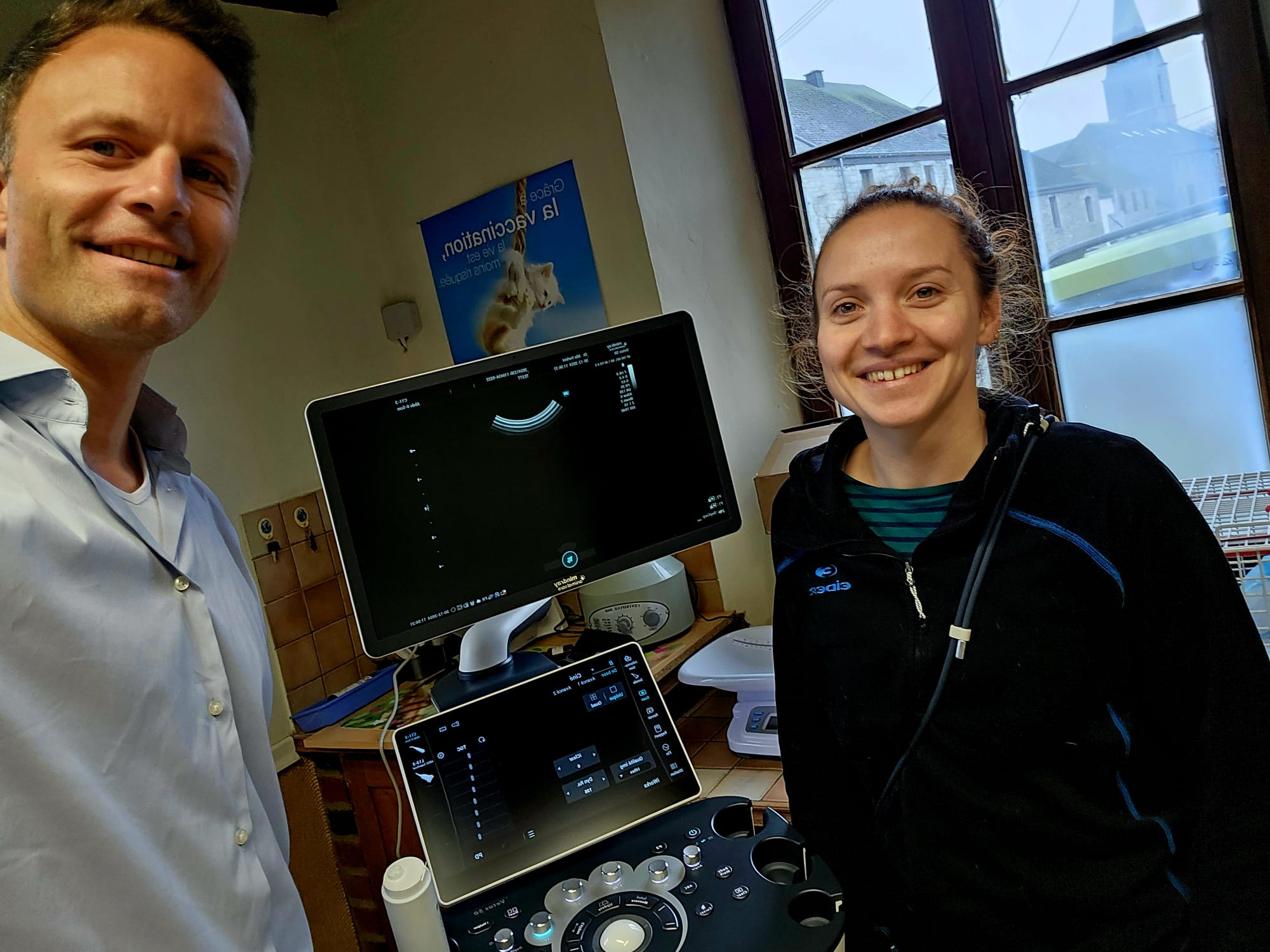 We hadden het genoegen de Vetus 50 van Mindray Animal Medical te mogen installeren bij dr. Alix Verbist. Er werd gekozen voor dit veelzijdige echosysteem voor het gebruiksgemak, design, sterke beeldkwaliteit.