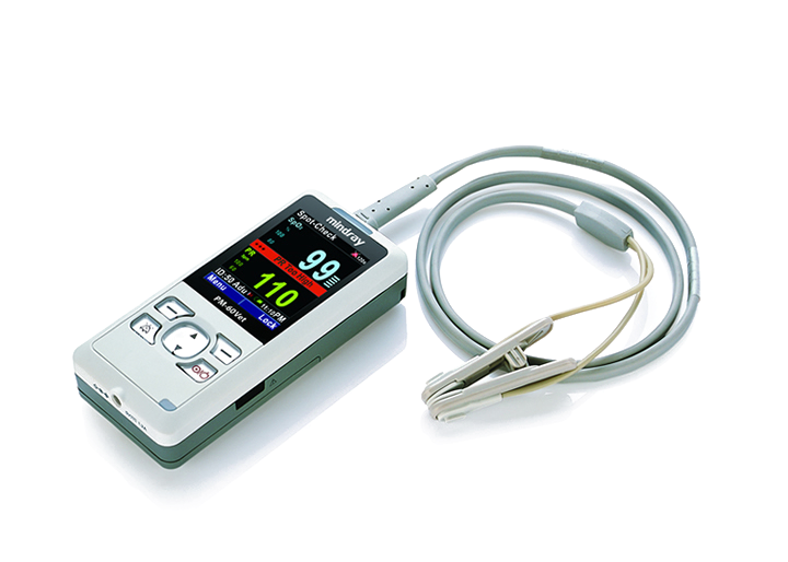 De Mindray PM60 Vet is een compacte veterinaire pulse-oximeter voor snelle metingen van SpO₂ en polsfrequentie bij kleine en grote dieren. Met een 2,4-inch kleurenscherm, een spot-check- en een continue meetmodus, instelbare alarmen en tot 36 uur autonomie past hij in elke jaszak.